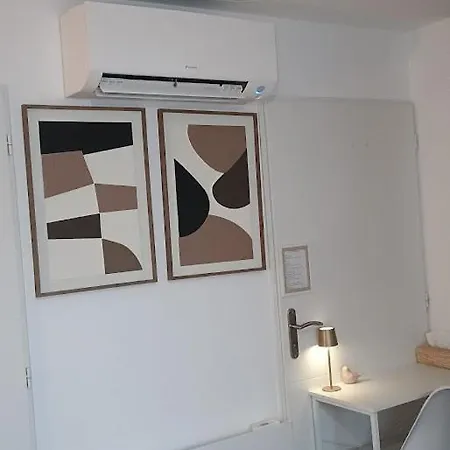 Moderne, Cosy Et Climatise Pres De Lyon, Aeroport Saint-exupery, Eurexpo Et Groupama Stadium Apartman